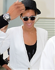 Filename=002.jpg
Filesize=273KiB
Dimensions=1313x2000
Date added=Jun 13, 2011 002.jpg