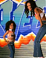 Destiny_s_Child_Missy_Elliott_-_Bootylicious_Remix_flv0747.png