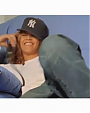 Filename=Jay-Z_-_December_4th_Official_Music_Video_flv0107.png
Filesize=154KiB
Dimensions=640x480
Date added=Aug 02, 2012 Jay-Z_-_December_4th_Official_Music_Video_flv0107.png