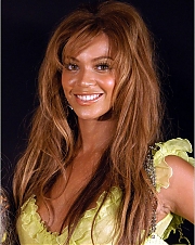 Filename=versace03.jpg
Filesize=211KiB
Dimensions=900x1284
Date added=Dec 29, 2011 versace03.jpg