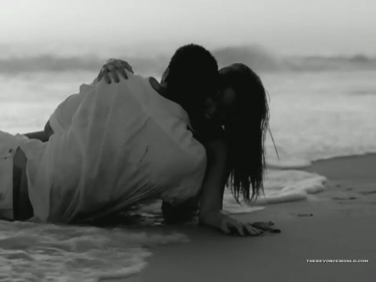 Beyonc_-_Broken-Hearted_Girl_flv3943.jpg