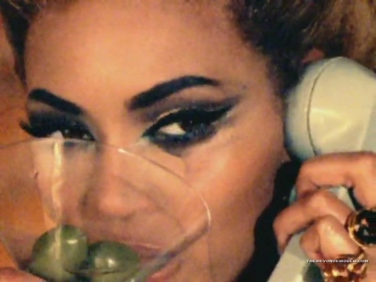 Beyonc_-_Why_Don_t_You_Love_Me_flv2533.jpg