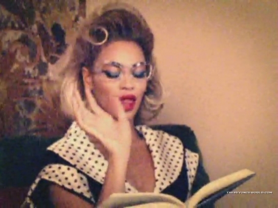 Beyonc_-_Why_Don_t_You_Love_Me_flv2687.jpg