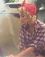 Filename=Beyonc_-_Why_Don_t_You_Love_Me_flv2179.jpg
Filesize=39KiB
Dimensions=800x600
Date added=Aug 06, 2012 Beyonc_-_Why_Don_t_You_Love_Me_flv2179.jpg